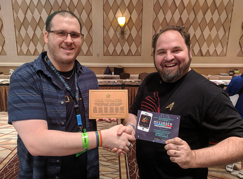 Peter Stolmeier, CTO of Futurus, with the MyCorder winner at the Star Trek Las Vegas Convention 2019